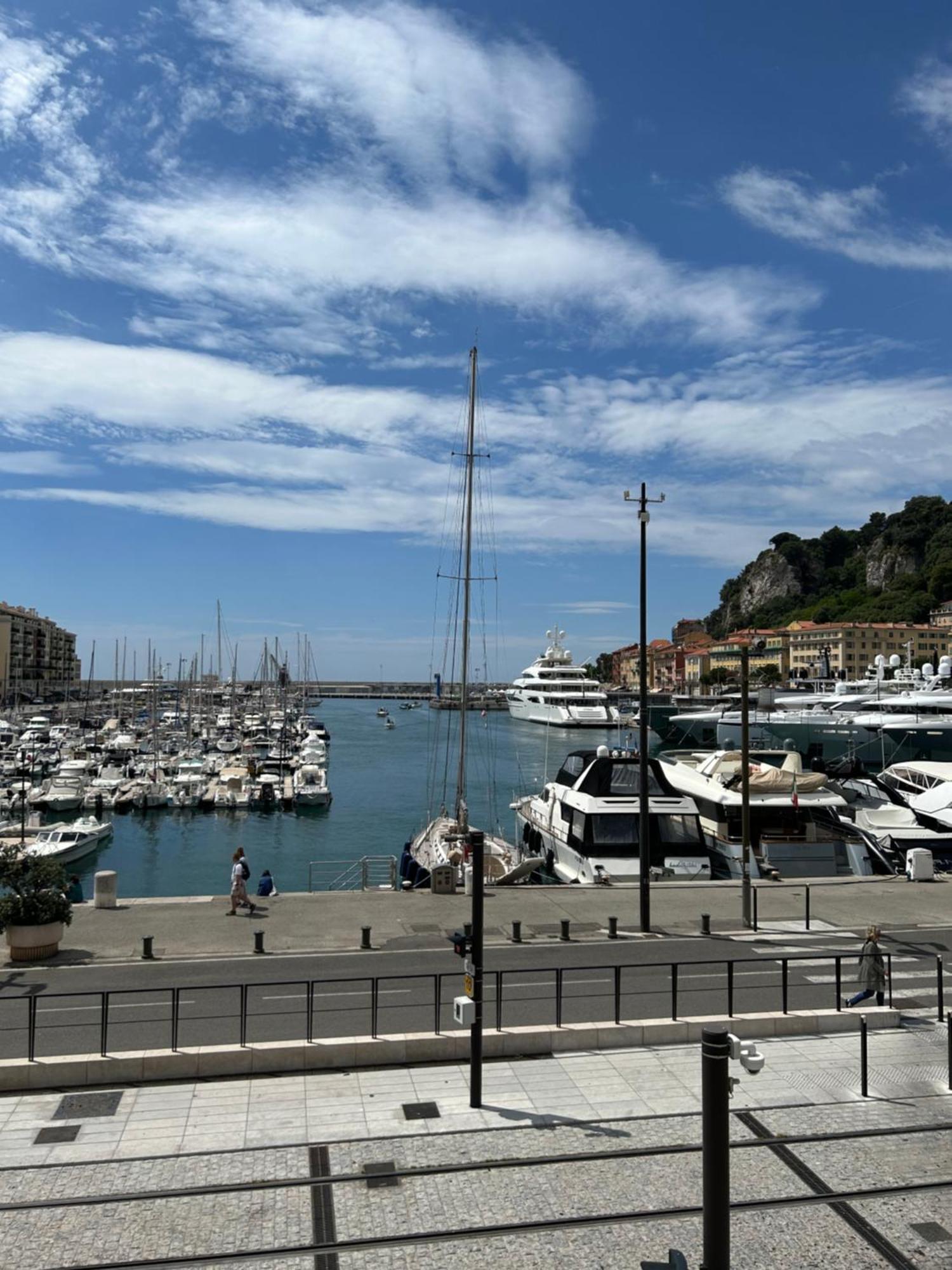 2 Pieces Port De Nice Apartment ภายนอก รูปภาพ