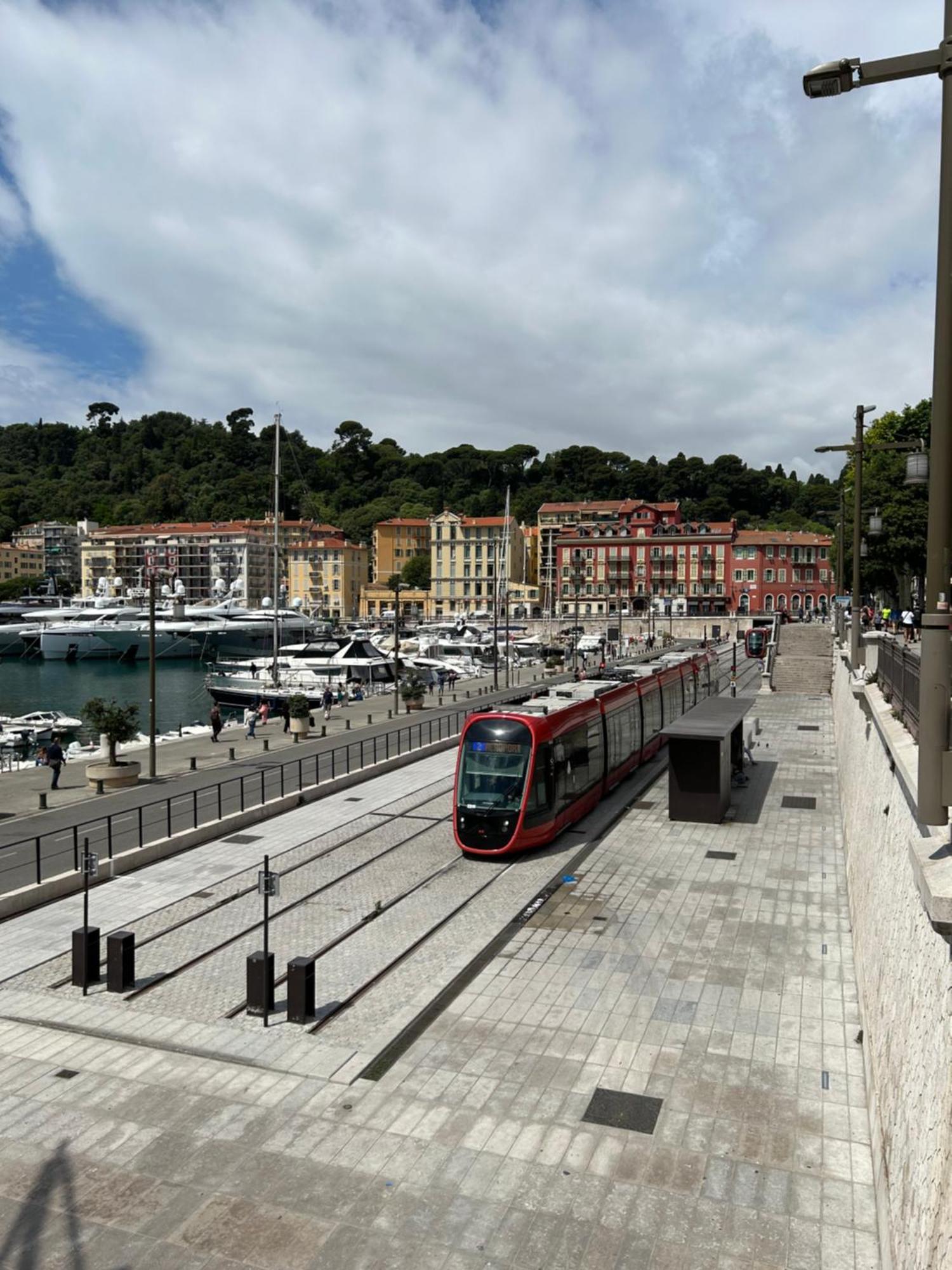 2 Pieces Port De Nice Apartment ภายนอก รูปภาพ